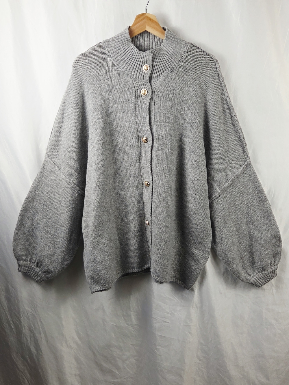 Pretty Garden Gray Button-Front Women's Relax Mock Sweater Cardigan Size Medium